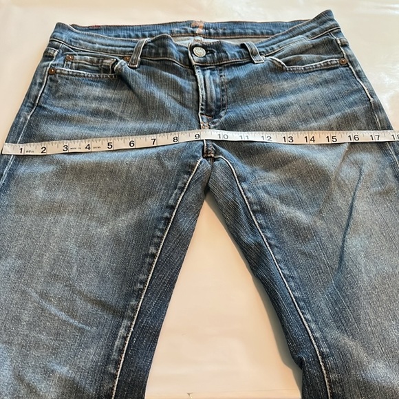 7 For All Mankind Flare Low Rise Size 29 - Picture 4 of 16